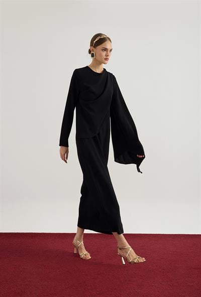 Siyah Asimetrik Elbise