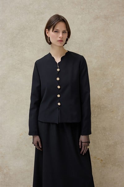 Siyah Aven Dilim Detaylı Ceket