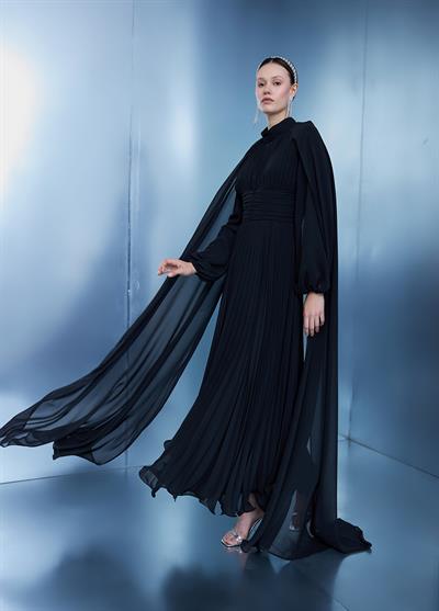 Siyah Luna Pelerinli Abiye