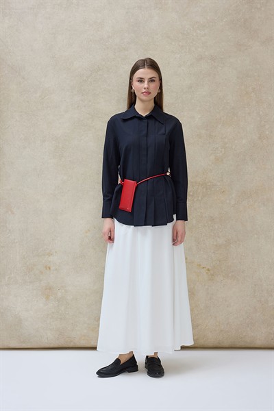 Siyah Nevara Gizli Dikiş Detaylı Gömlek 