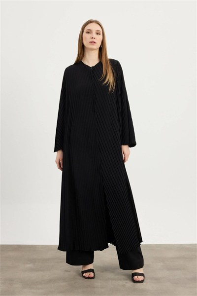 Siyah Pilise Detaylı Abaya
