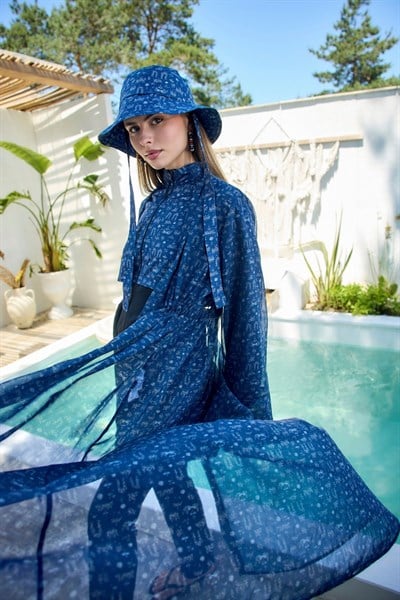 The Rose Garden Pareo Kimono