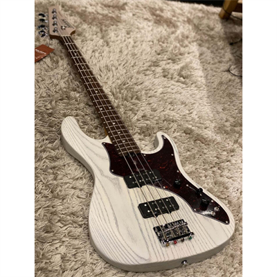Soloking MJ-1 Custom Bass in Transparent White with Roasted Maple Neck W/Gigbag