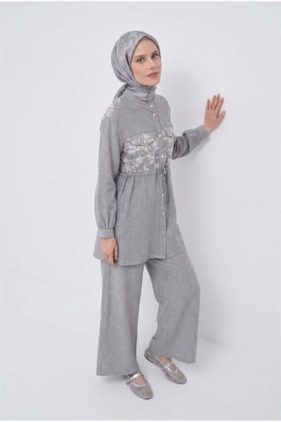 Çiçek Desenli Beli Büzgülü Tunik ve Geniş Paça Pantolonlu Takım İndigo 26YT6156