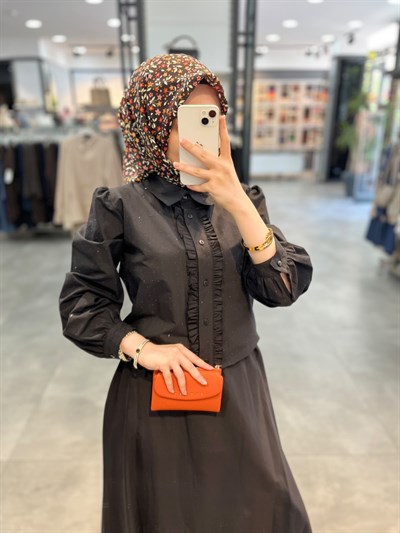 Alesya Baskı Taşlı Önü Fırfırlı Bluz Etek Takım - Siyah