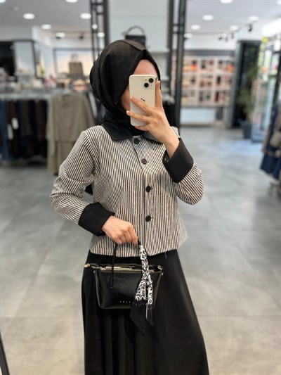 Alesya Katlamalı Manşet Detaylı Çizgili Ceket Etek Takım - Siyah