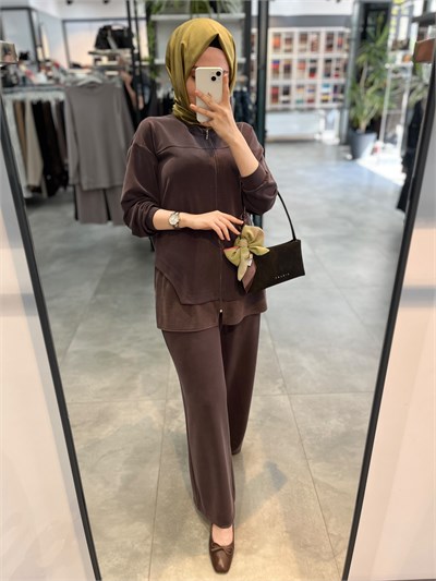 Alesya Sıfır Yaka Fermuarlı Bol Pantolonlu Takım - Kahve