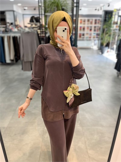 Alesya Sıfır Yaka Fermuarlı Bol Pantolonlu Takım - Kahve