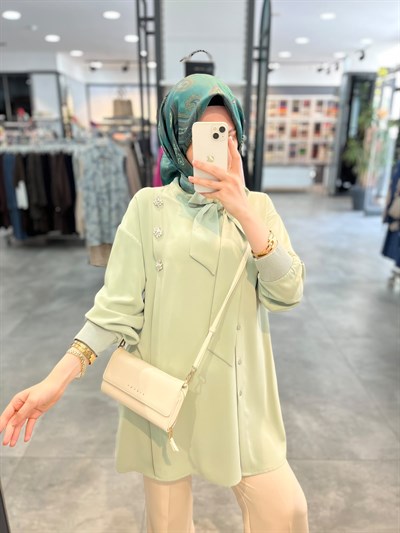 Alesya Yaka Fular Detaylı Taşlı Tunik - Mint