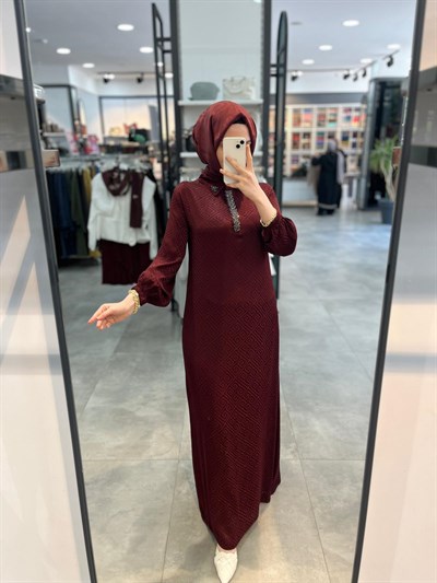 Alesya Yakası Taş Detaylı Jakar Elbise - Bordo