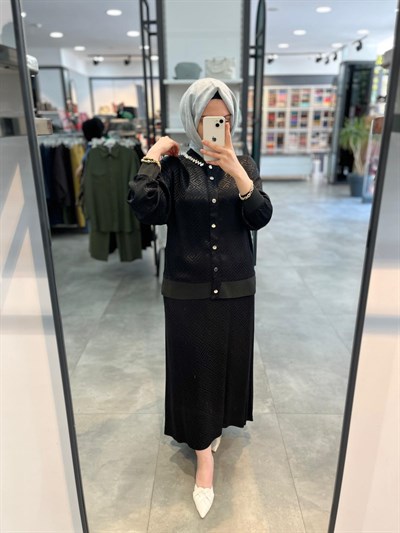 Alesya Yakası Taşlı Jakar Bluz Etek Takım - Siyah