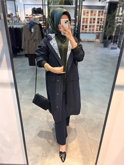 Beiaz Nora Oversize Büzgülü Trençkot - Lacivert