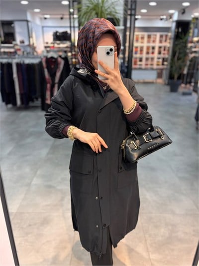 Beiaz Nora Oversize Büzgülü Trençkot - Siyah