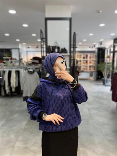 Desenli Kapüşonlu Kazak - Saks