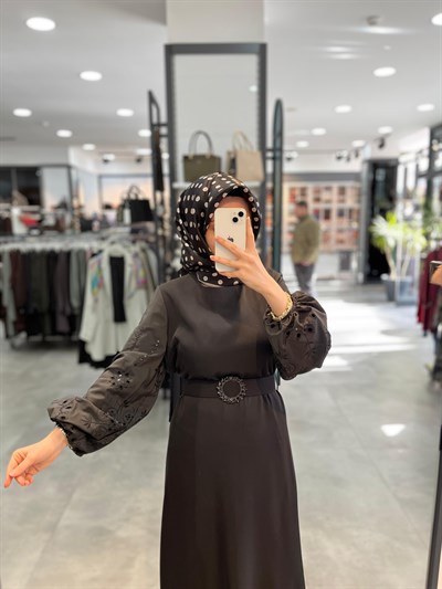 Fuat Gürşen Kolları Brode Nakışlı Elbise - Siyah