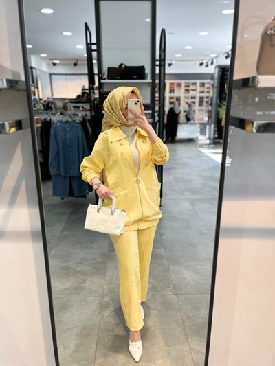 N Prive Jakar Taş Detaylı Pantolonlu Takım - Sarı
