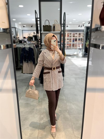 Nihan Cep Detaylı Kuşaklı Kruvaze Keten Ceket - Kahve