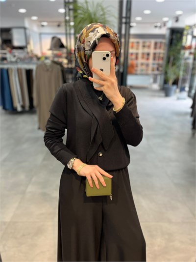 Nuss Atkı Aksesuarlı Kısa Hırka - Siyah
