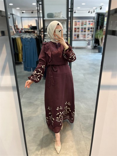 Nuss Kolu Eteği Nakışlı Elbise - Bordo