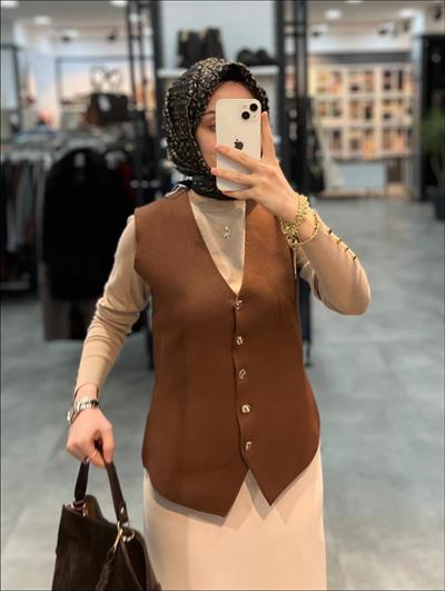 On Triko Düğmeli V Yaka Yelek - Kahve