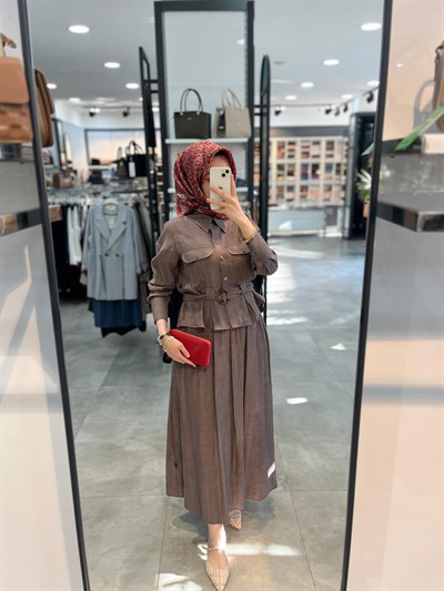 Tuğba Önden Pilikaşeli Takım - Kahve
