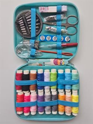 ÇANTALI DİKİŞ SETİ - LAMA DESENLİ