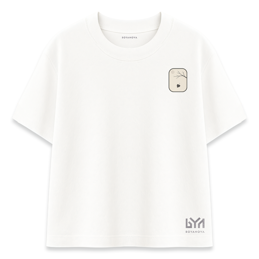 Yaprak Dökümü Temalı Minimal Beyaz Oversize Tişört