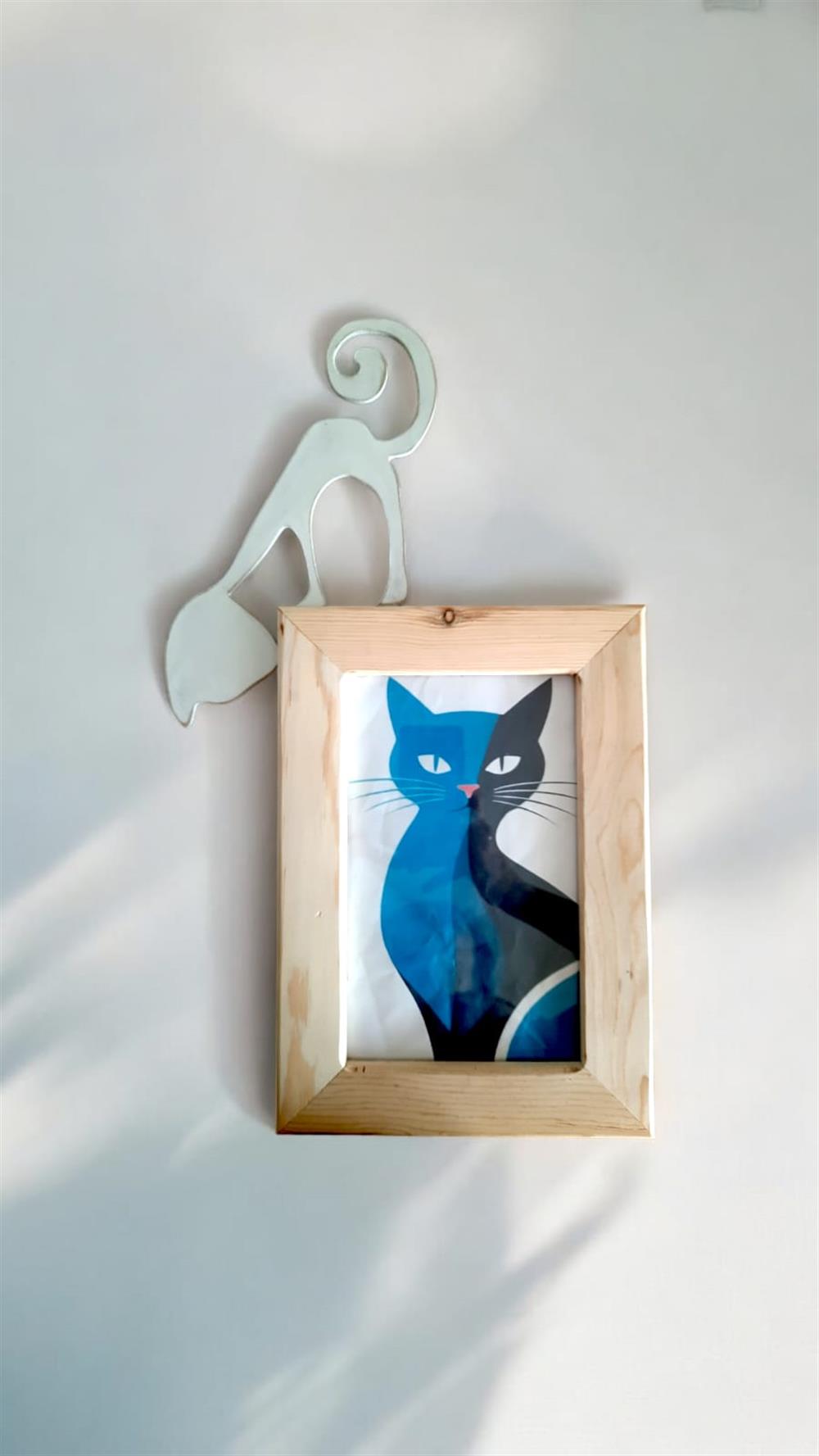 Bkh Kedi Detaylı Ahşap Tasarım Çerçeve