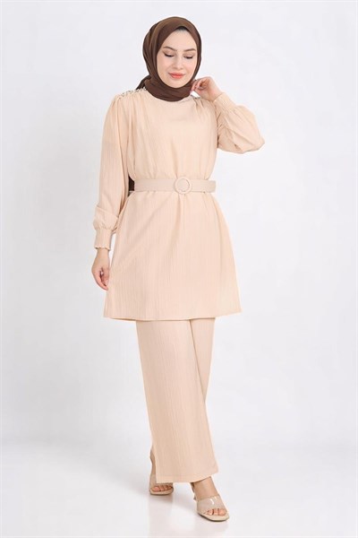 Taş Detaylı Kemerli Takım Bej 19104