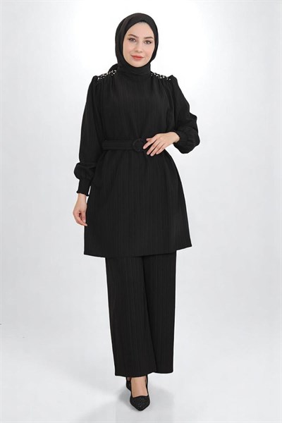 Taş Detaylı Kemerli Takım Siyah 19104