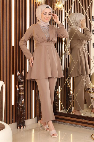 Taş Detaylı Kemerli Takım Vizon 19122