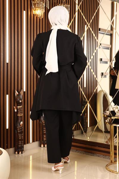 Tüy Detaylı Takım Siyah 19131