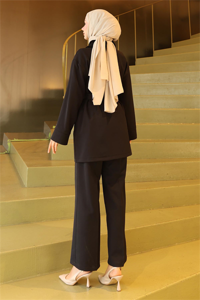 Yakası Kürk Detaylı Takım Siyah 19385