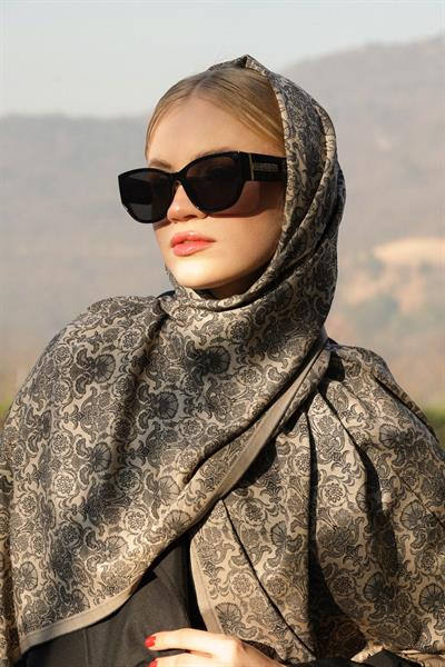 Karanfil Bej Siyah Şal