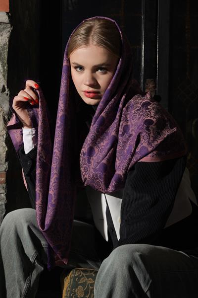 Karanfil Mor Pembe Şal