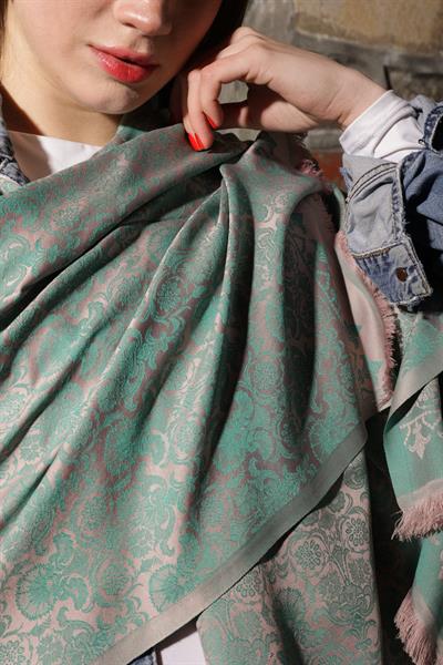 Karanfil pudra benetton 