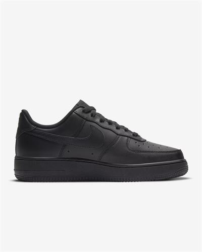 Nike Air Force 1 07 Kadın Ayakkabısı 