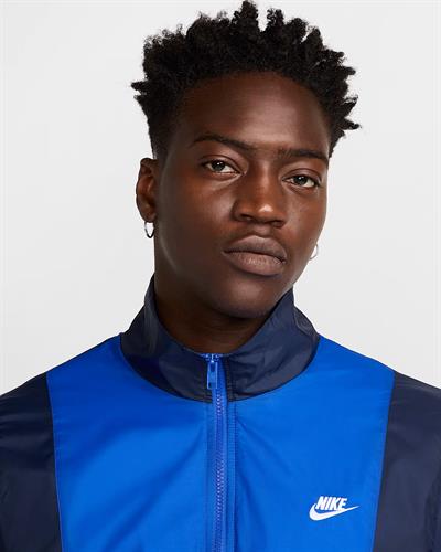 Nike Club Dokuma Erkek Eşofmanı