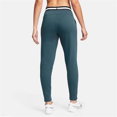 Nike Court Dri-FIT Heritage Fransız Havlu Kumaşı Kadın Tenis Eşofman Altı