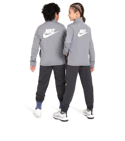 Nike Sportswear Genç Çocuk Eşofmanı