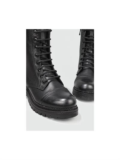 Castleblack 52682-1 Siyah Kadın Kışlık Deri Bot