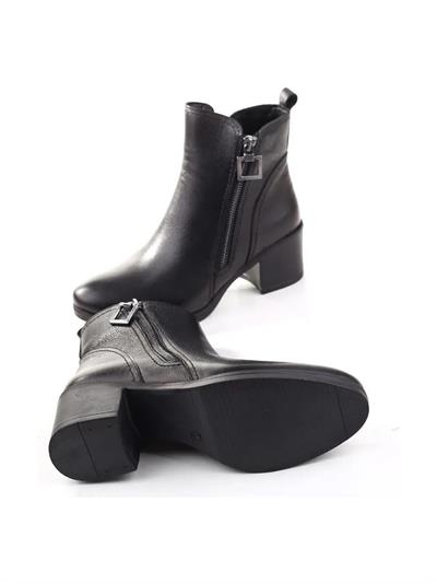 Castleblack 92163-1 Siyah Kadın Kışlık Deri Bot