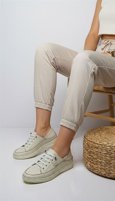 Voyager Z536 Bej Kadın Günlük Comfort Deri Ayakkabı