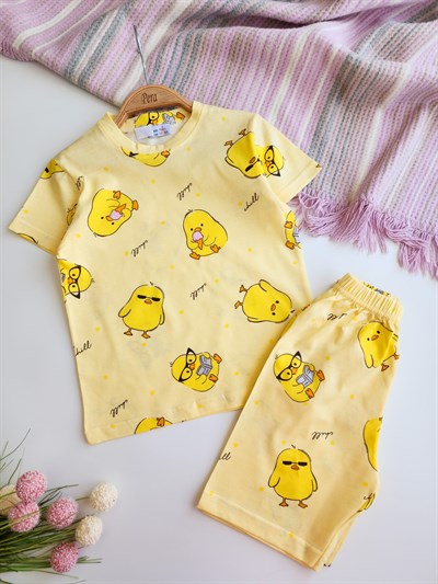 Civciv Desenli Şortlu Pijama Takımı