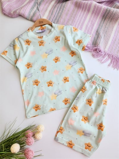 Yıldız Desenli Şortlu Pijama Takımı