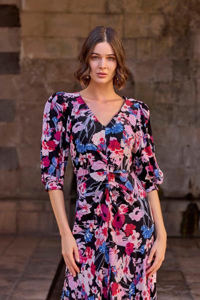 Çiçek Desenli Elbise