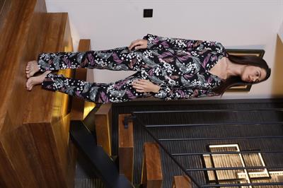 Çiçek ve Yaprak Desenli Düğmeli Gömlek Yakalı Saten Pijama Takımı