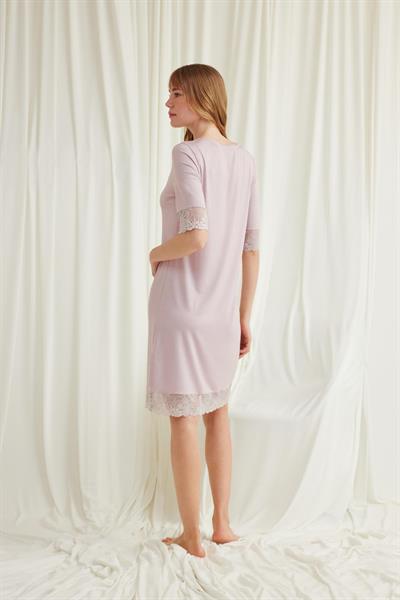 Dantel Detaylı Kısa Kollu ve Önü Düğmeli Gecelik