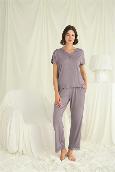 Kısa Kollu V Yakalı Dantelli Pijama Takımı