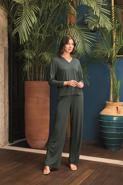 Uzun Kollu V Yaka Pijama Takımı